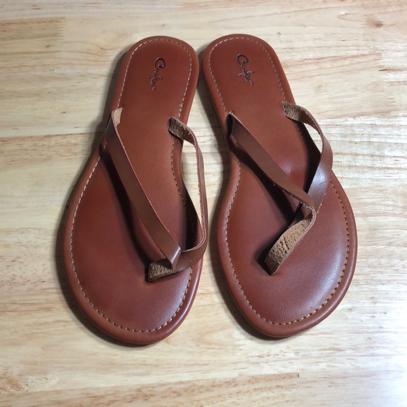 Curfew Shoes - ☀️☀️EUC Curfew sandals☀️☀️ Curfew Shoes - ☀️☀️EUC Curfew sandals☀️☀️